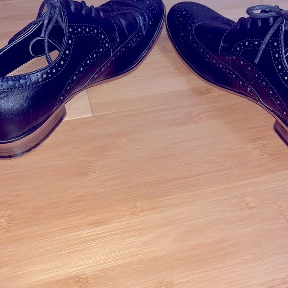 Men’s Black Shoes - Picture 3 of 6